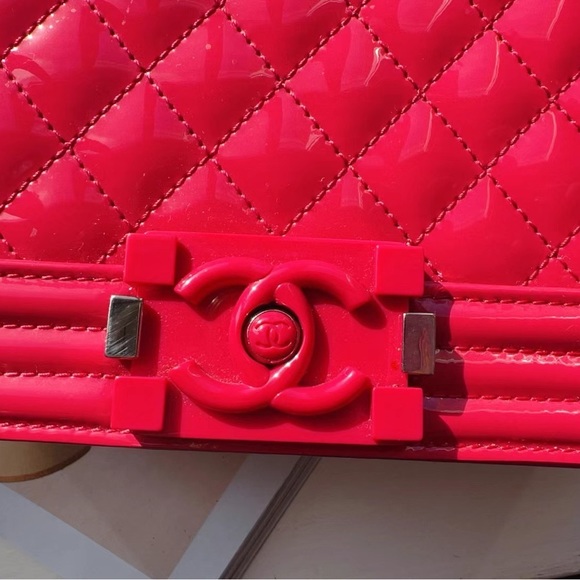 Chanel Le boy Medium Patend Bag Red - Picture 6 of 7